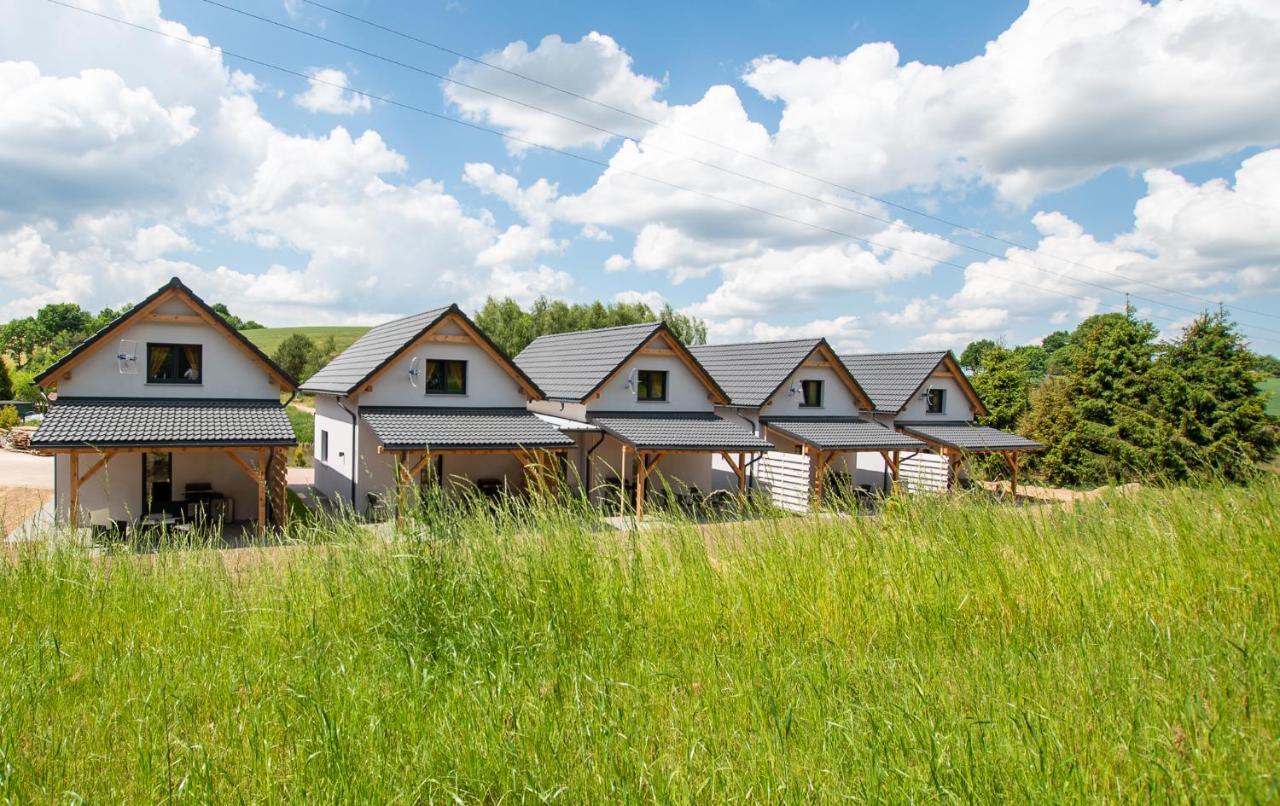 Resort Holiday Natural - Gosciniec Zacisze Chmielno Buitenkant foto