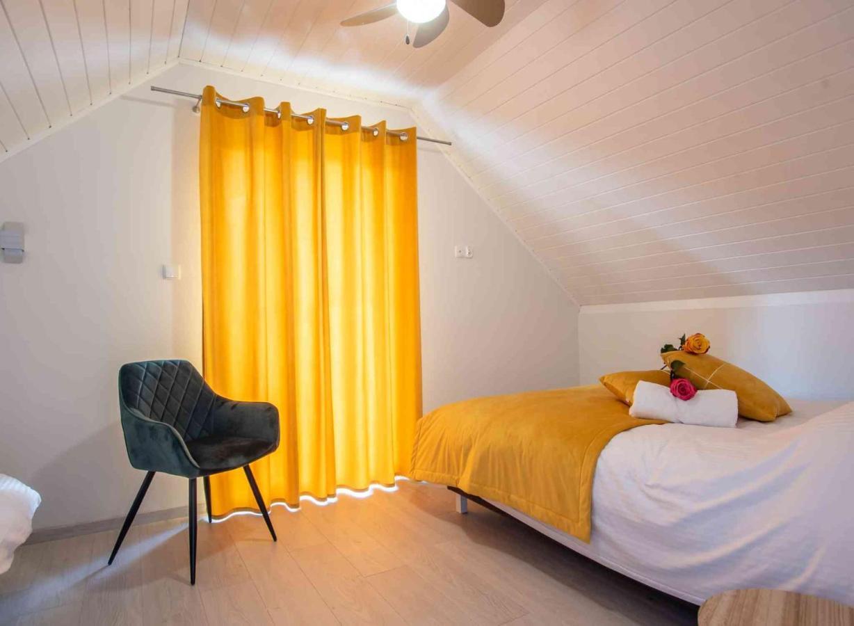 Resort Holiday Natural - Gosciniec Zacisze Chmielno Buitenkant foto