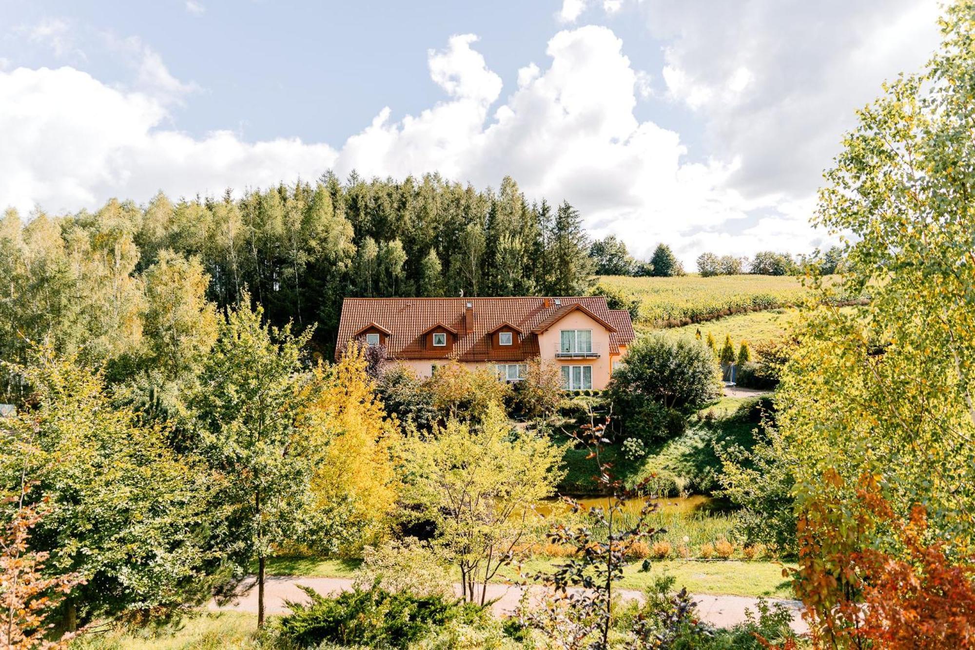 Resort Holiday Natural - Gosciniec Zacisze Chmielno Buitenkant foto
