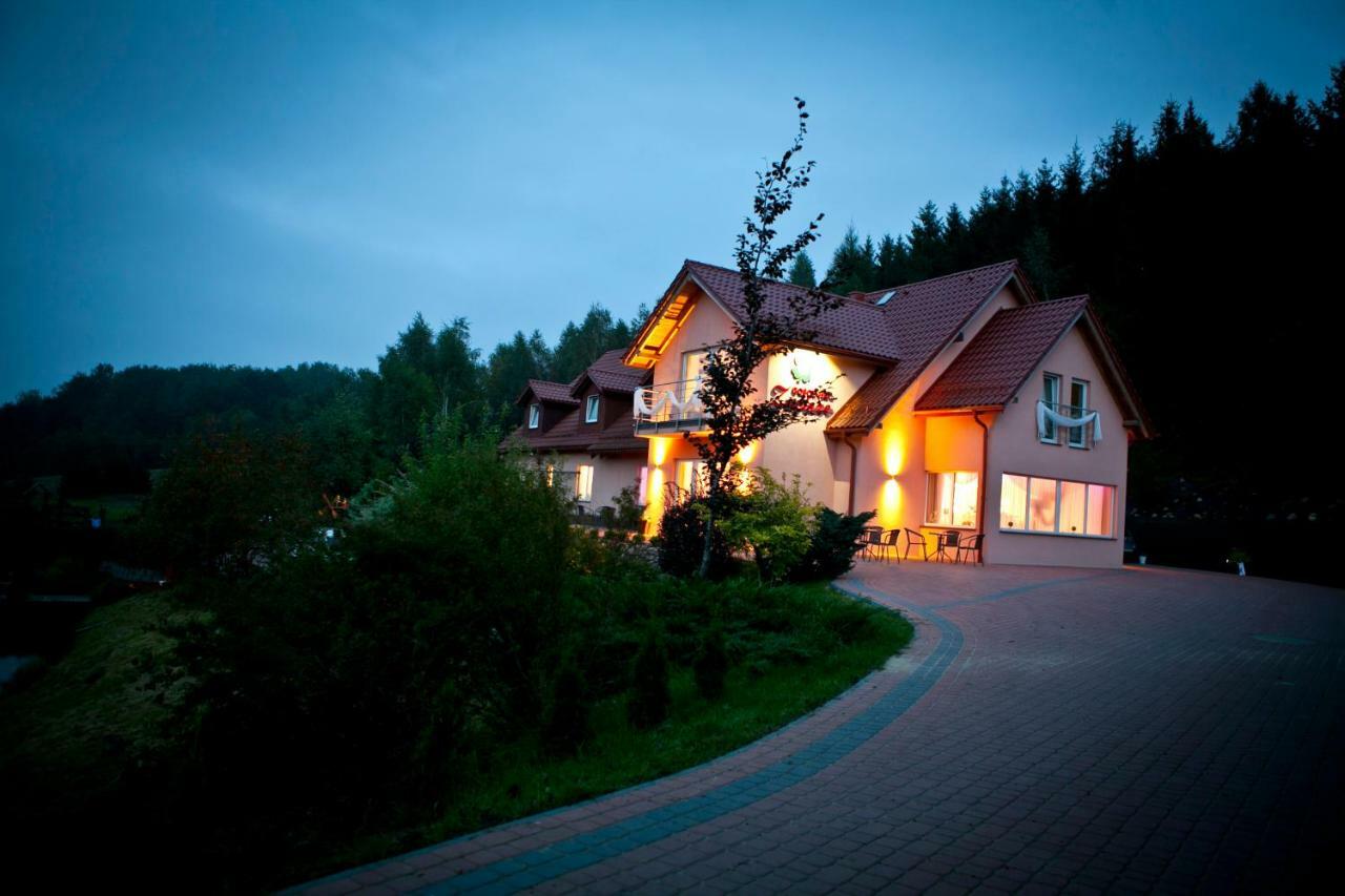 Resort Holiday Natural - Gosciniec Zacisze Chmielno Buitenkant foto