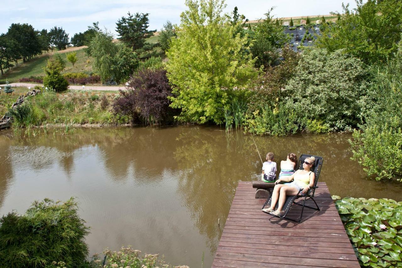 Resort Holiday Natural - Gosciniec Zacisze Chmielno Buitenkant foto
