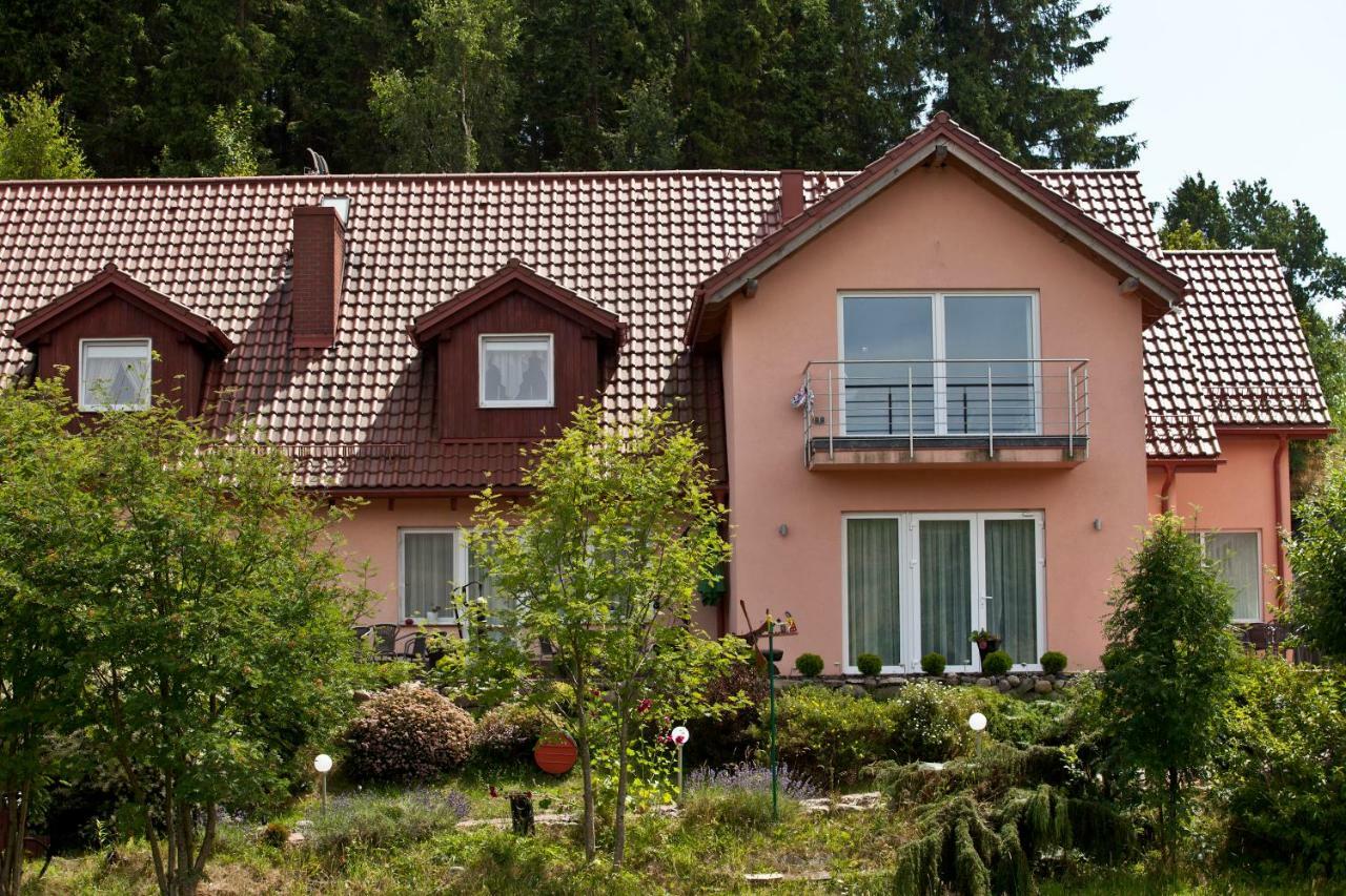 Resort Holiday Natural - Gosciniec Zacisze Chmielno Buitenkant foto