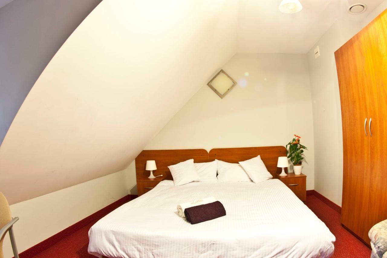Resort Holiday Natural - Gosciniec Zacisze Chmielno Buitenkant foto